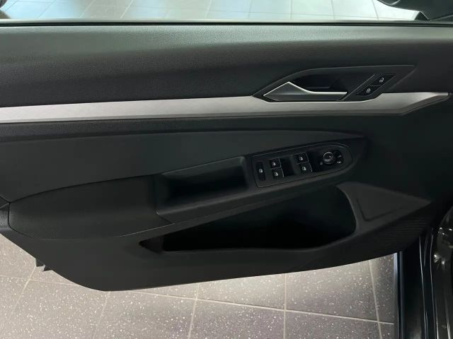 Volkswagen Golf 2.0 TDI Golf VIII Life Variant