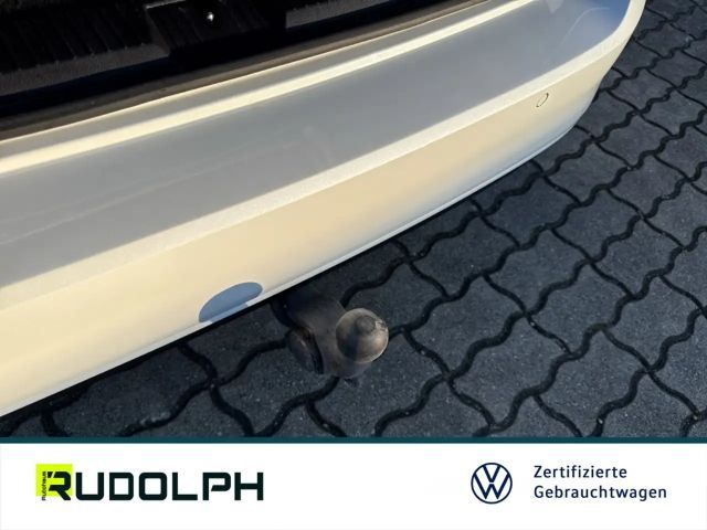 Volkswagen Passat 1.5 TSI Business DSG Variant