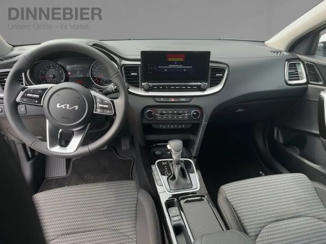 Kia Ceed CEED Ultimate Edition 1.5T LED+Kamera+Navi
