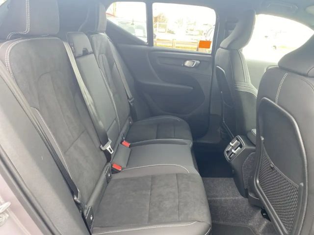 Volvo XC40 Dark Plus