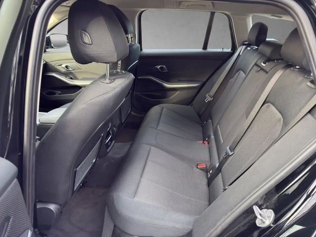 BMW 318 318d Touring