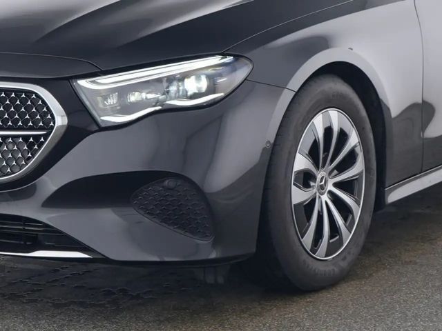 Mercedes-Benz E 220 AVANTGARDE E 220 d Estate