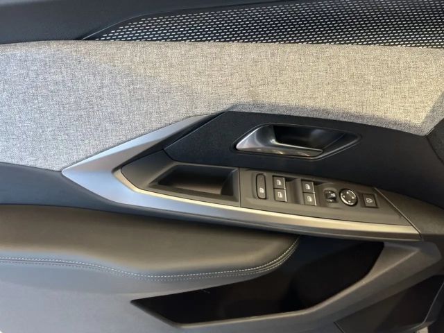 Peugeot E-3008 E-3008 Dual-Elektromotor 325 AWD - Batterie 73 kWh