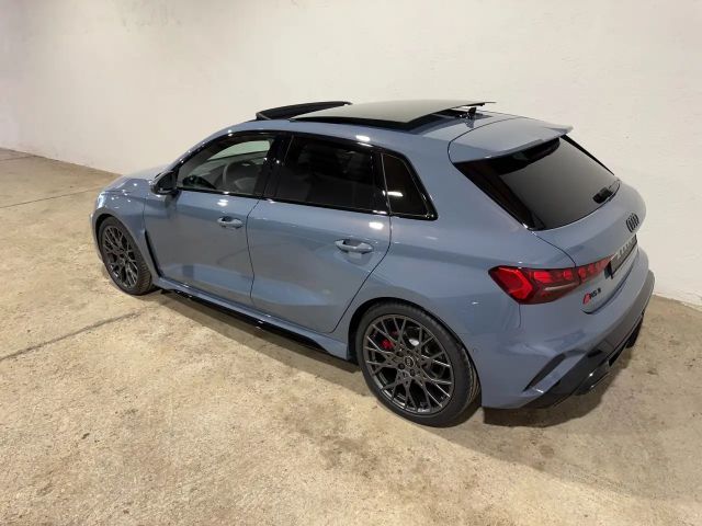 Audi RS3 Quattro