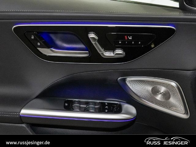 Mercedes-Benz C 200 4MATIC AMG Line Sedan