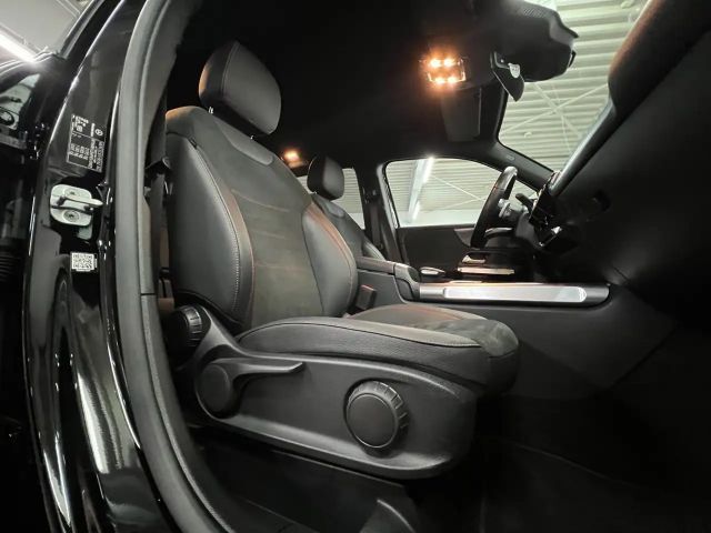 Mercedes-Benz GLB 200 AMG Line GLB 200 d