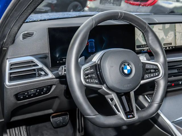 BMW 318 318i M-Sport Sedan