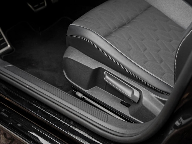 Volkswagen Golf 1.5 eTSI Golf VIII