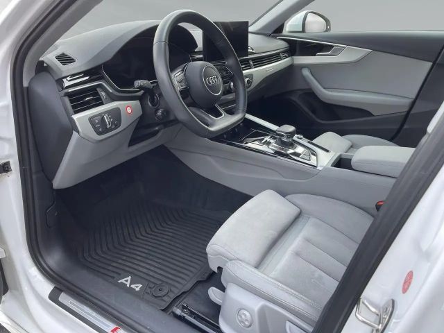 Audi A4 40 TDI Avant S-Line