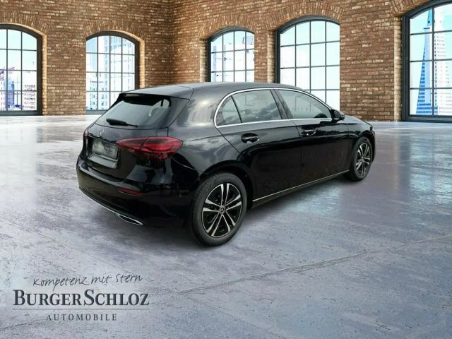 Mercedes-Benz A 200 Progressive