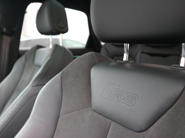 Audi RS Q3 Quattro S-Tronic