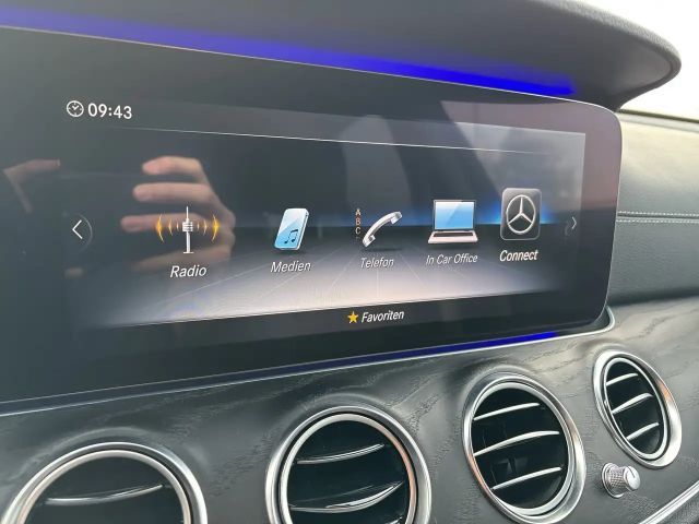 Mercedes-Benz E 220 E 220 d Estate