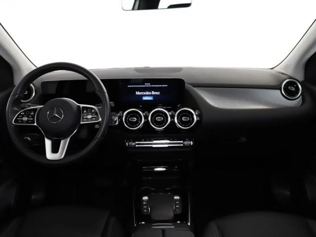 Mercedes-Benz B 250 Progressive Sedan