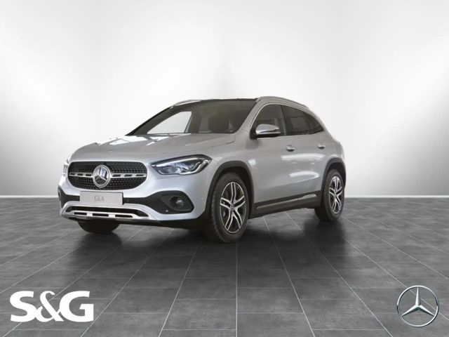 Mercedes-Benz GLA 220 4MATIC GLA 220 d