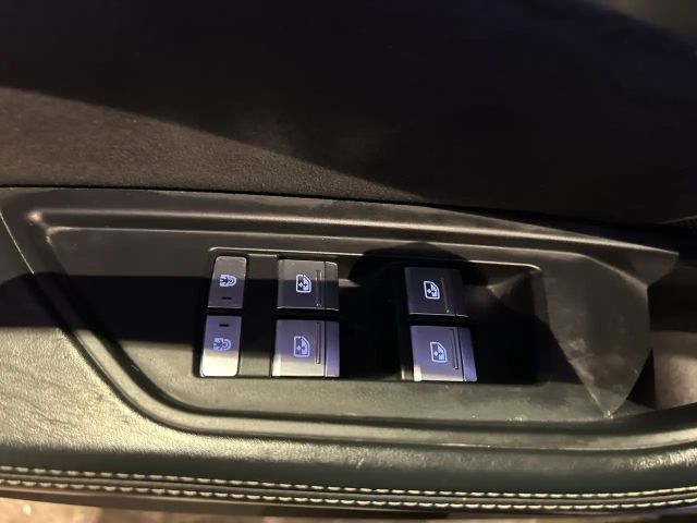 Audi Q8 e-tron 55 Quattro S-Line