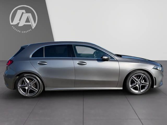 Mercedes-Benz A 180 AMG Line