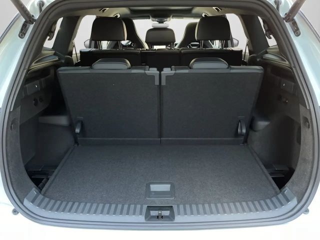 Volkswagen Tayron IQ.Drive R-Line Style