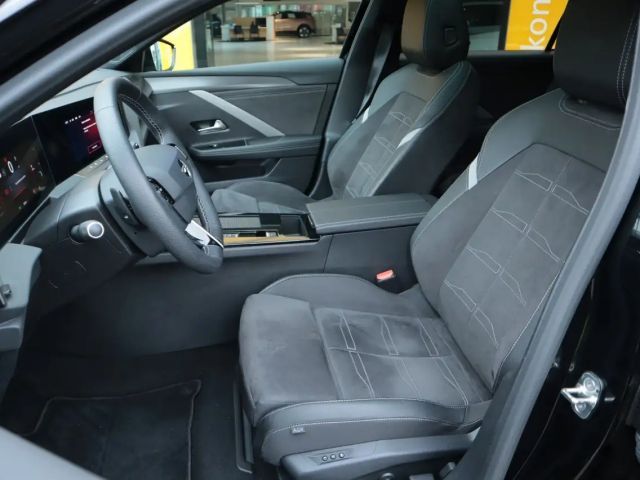 Opel Astra 1.2 Turbo Sports Tourer Ultimate