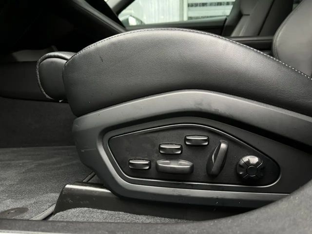 Porsche Taycan 4S Cross Turismo