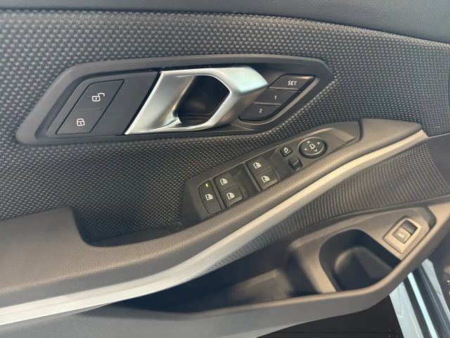 BMW 320 320i Touring