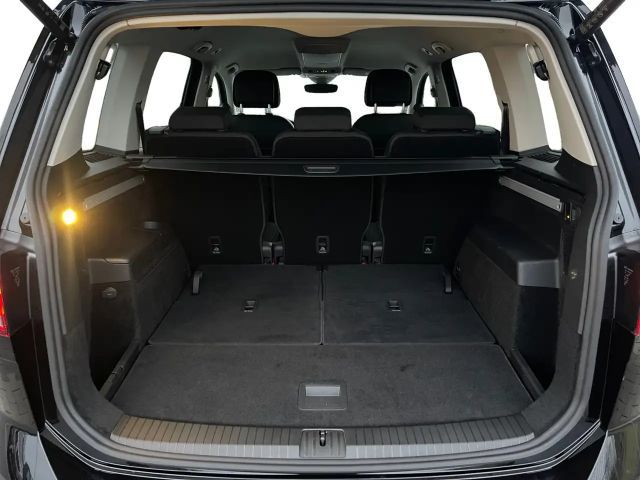 Volkswagen Touran DSG Highline