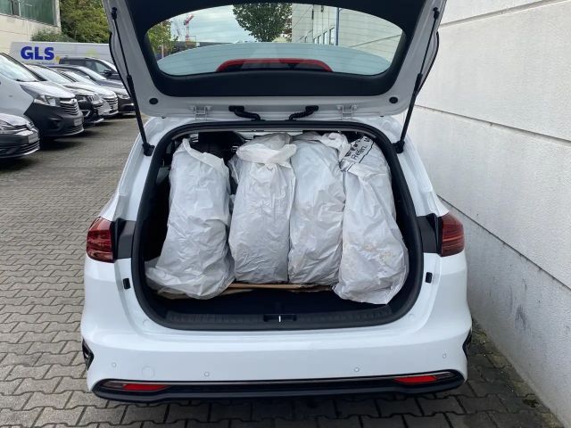 Kia Ceed CRDi Hybrid Vision