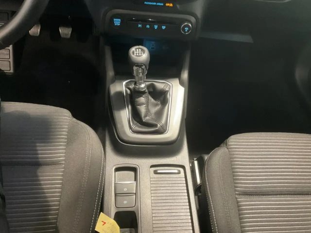 Ford Focus Titanium Wagon