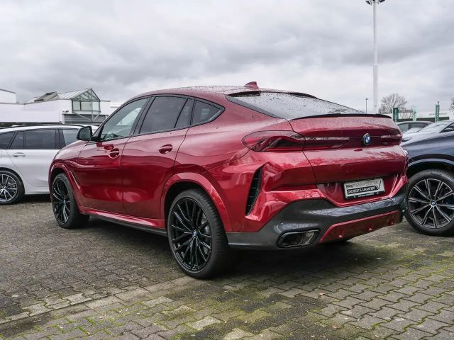 BMW X6 Coupé M50i