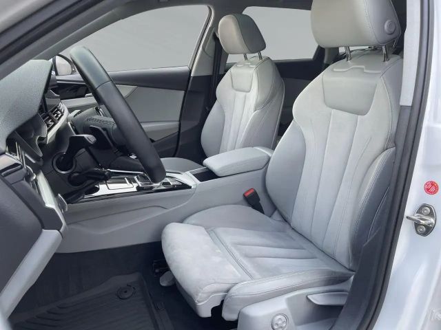 Audi A4 40 TDI Avant S-Line