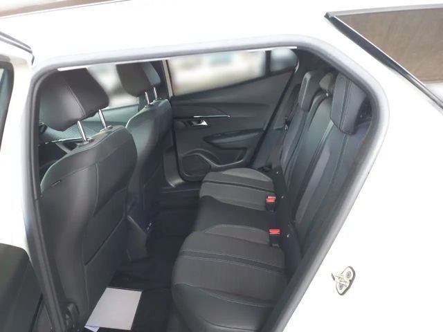 Peugeot E-2008 Allure Pack