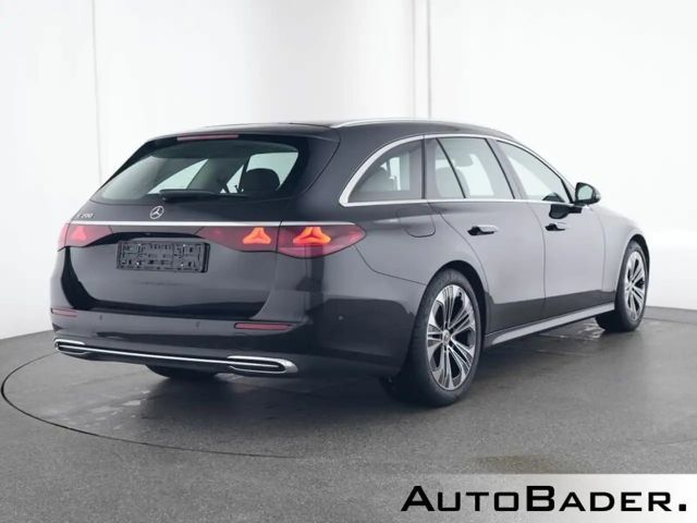 Mercedes-Benz E 200 AVANTGARDE Estate