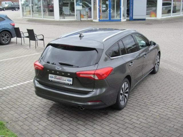 Ford Focus Cool & Connect