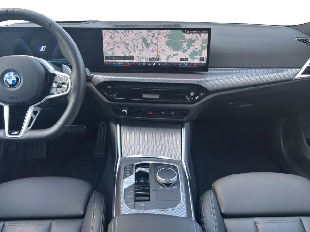 BMW 330 330e M-Sport Touring xDrive