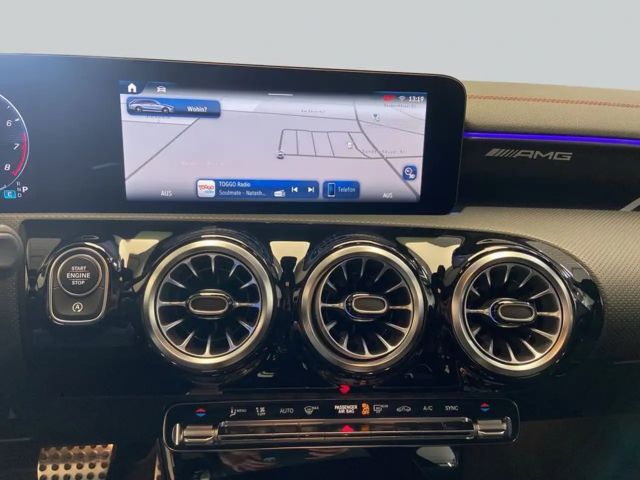 Mercedes-Benz CLA 35 AMG AMG Line