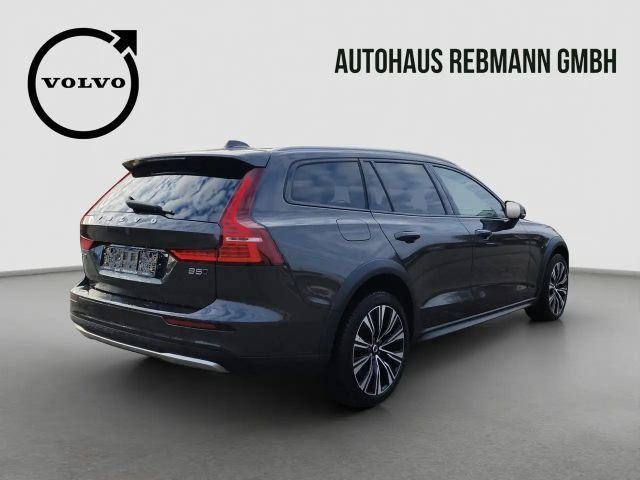 Volvo V60 Cross Country AWD Ultimate