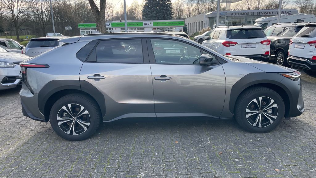 Toyota bZ4X 5-deurs Team D