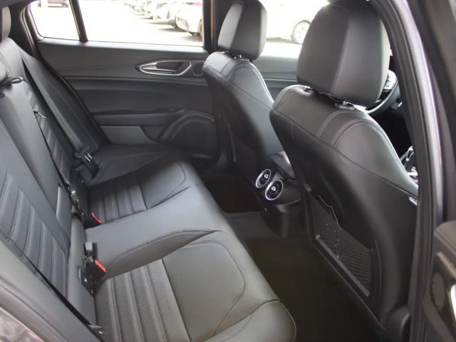 Alfa Romeo Giulia Turbo