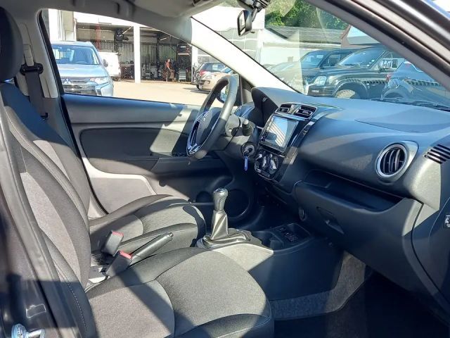 Mitsubishi Space Star Star