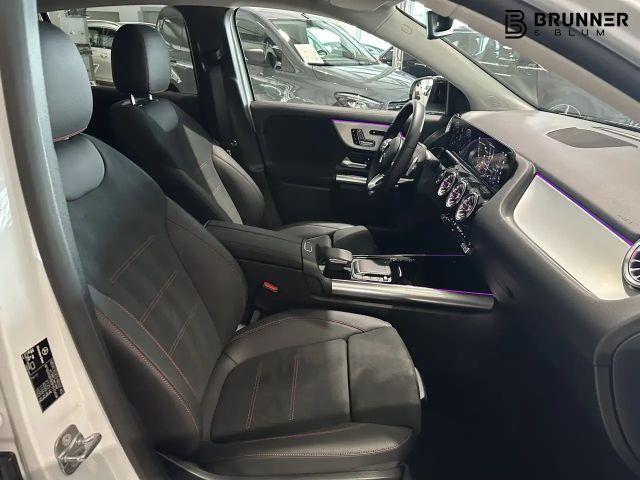 Mercedes-Benz GLA 250 4MATIC AMG Line