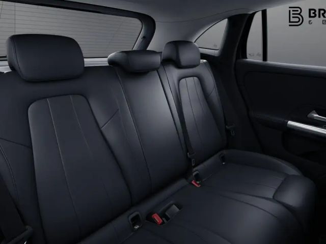 Mercedes-Benz GLA 200 Progressive