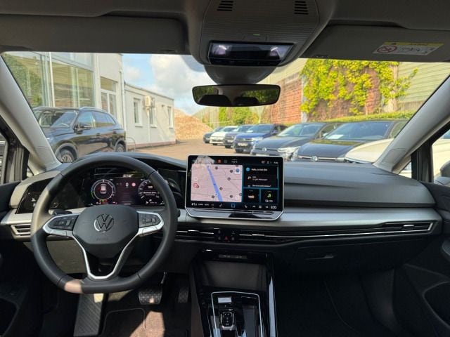 Volkswagen Golf Style eHybrid