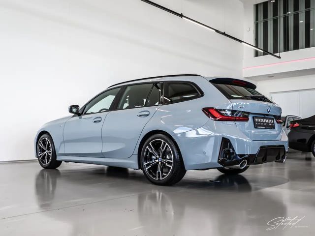 BMW 330 330i M-Sport Touring xDrive