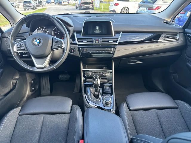 BMW 218 218d Gran Tourer Sport Line