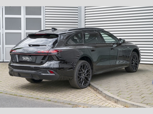 Audi A6 Avant Quattro S-Tronic