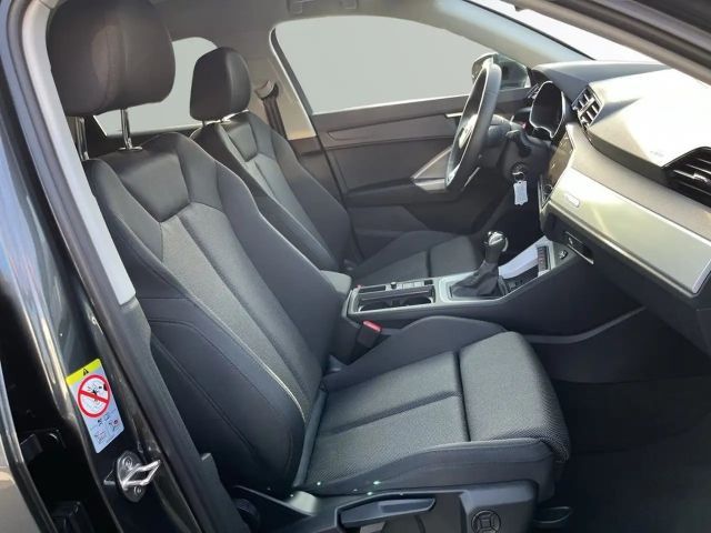 Audi Q3 35 TFSI S-Line