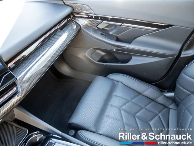 BMW 520 520i M-Sport Sedan