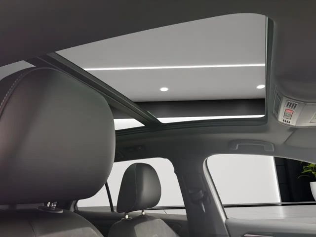 Volkswagen T-Roc 2.0 TSI DSG R-Line