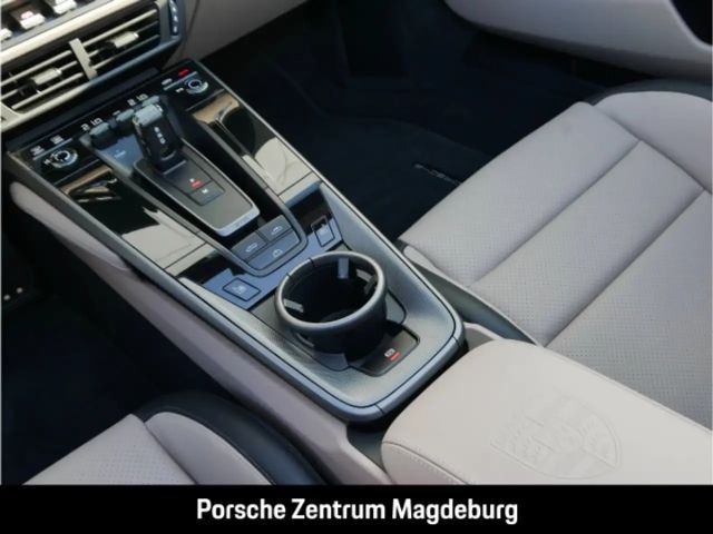 Porsche 992 Cabrio Carrera