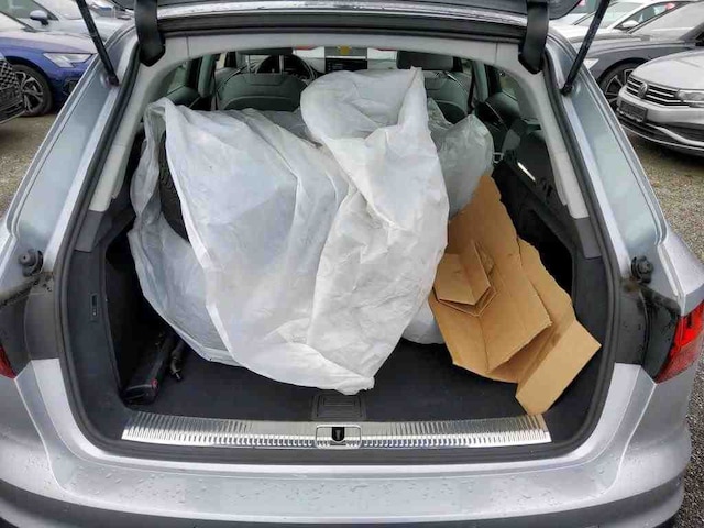 Audi A4 35 TFSI Avant S-Tronic