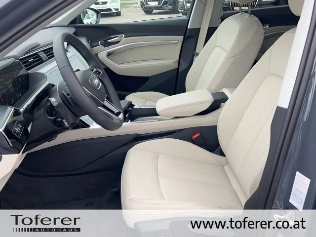 Audi Q8 e-tron 55 Business Quattro